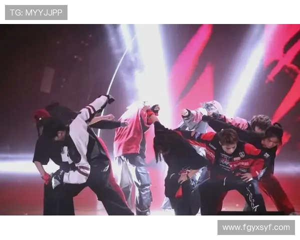 广州街舞队如何通过团队协作实现舞蹈风格的创新与变革探讨 广州街舞队如何通过团队协作实现舞蹈风格的创新与变革探讨