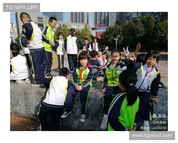 杨静专访：追忆足球生涯的辉煌与挑战