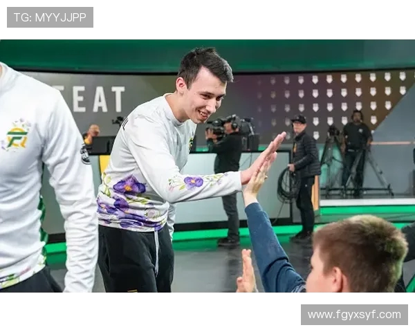 Keria巅峰操作引领新潮流助攻艺术重塑英雄联盟战术格局 Keria巅峰操作引领新潮流助攻艺术重塑英雄联盟战术格局