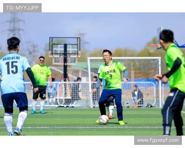 激情绿茵场上鏖战正酣世界足球豪门巅峰对决盛宴 激情绿茵场上鏖战正酣世界足球豪门巅峰对决盛宴